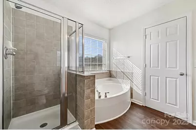 13812 Riding Hill Avenue, Charlotte, NC 28213 - Photo 17