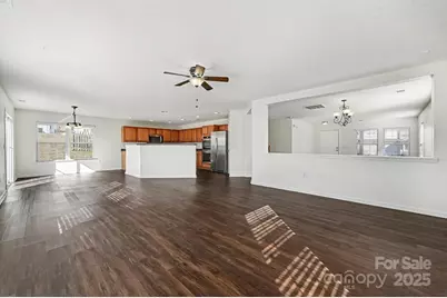 13812 Riding Hill Avenue, Charlotte, NC 28213 - Photo 9