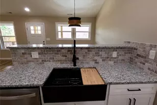 128 Big Sky Dr, Marion, NC 28752 - Photo 7