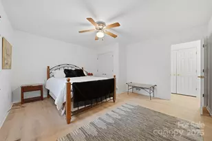 2336 21st Ave NE, Hickory, NC 28601 - Photo 7