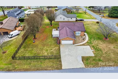 2336 21st Avenue NE, Hickory, NC 28601 - Photo 43