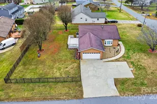 2336 21st Ave NE, Hickory, NC 28601 - Photo 43