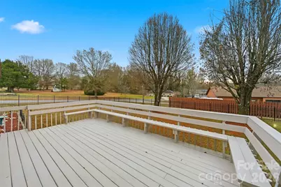2336 21st Avenue NE, Hickory, NC 28601 - Photo 11