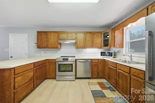 2336 21st Ave NE, Hickory, NC 28601 - Photo 23