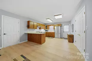 2336 21st Ave NE, Hickory, NC 28601 - Photo 21