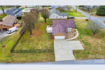 2336 21st Avenue NE, Hickory, NC 28601 - Photo 43