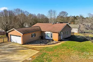 2336 21st Ave NE, Hickory, NC 28601 - Photo 41