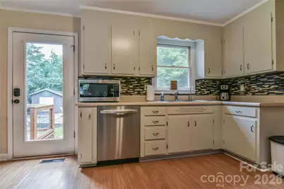 5 E Keesler Street, Black Mountain, NC 28711 - Photo 5