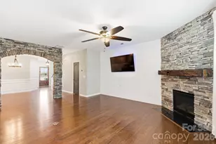 4320 Carrington Dr, Lancaster, SC 29720 - Photo 9