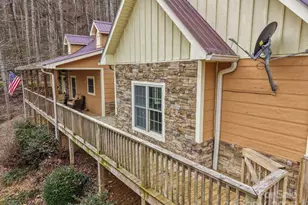 165 Eagles Ridge Rd, Sylva, NC 28779 - Photo 3