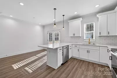 729 Wabash Avenue, Charlotte, NC 28208 - Photo 21