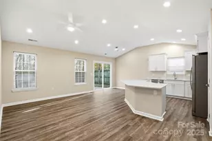 3028 Westwinds Ct, Charlotte, NC 28214 - Photo 5