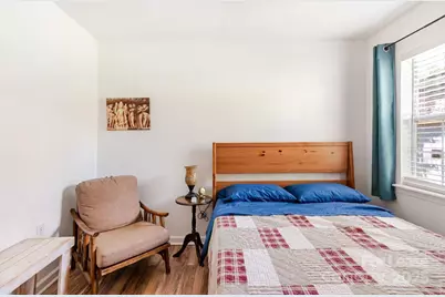 817 E 17th Street, Charlotte, NC 28205 - Photo 13