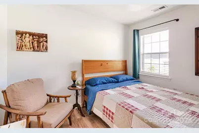 817 E 17th Street, Charlotte, NC 28205 - Photo 15