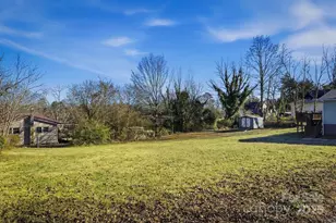 166 Duke St, Granite Falls, NC 28630 - Photo 17