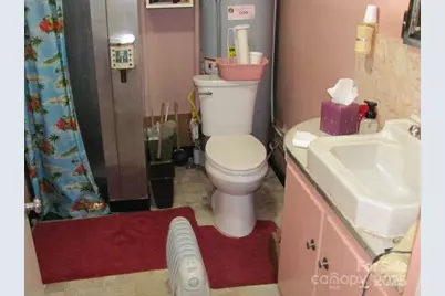 1103 E Main Street E, Dallas, NC 28034 - Photo 15