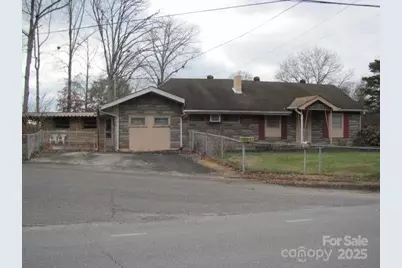 1103 E Main Street E, Dallas, NC 28034 - Photo 1