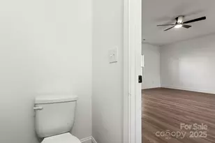 2533 Meadow Crossing Dr, Dallas, NC 28034 - Photo 7