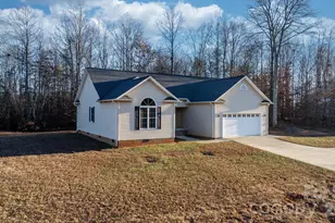 2284 Timberland Hills Dr, Newton, NC 28658 - Photo 1