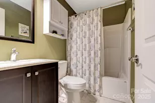 113 Pin Cherry Ln, Candler, NC 28715 - Photo 9