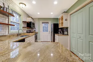 113 Pin Cherry Ln, Candler, NC 28715 - Photo 17