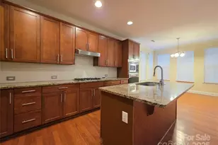 6319 Baltray Rd, Charlotte, NC 28278 - Photo 9