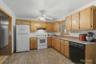 1909 Charlotte Hwy, York, SC 29745 - Photo 15