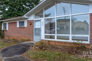 1902 19th Ave NE, Hickory, NC 28601 - Photo 11