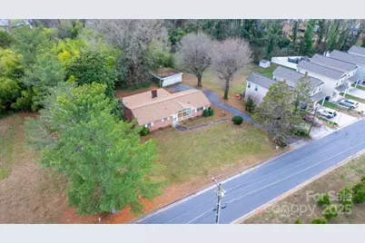 1902 19th Avenue NE, Hickory, NC 28601 - Photo 41