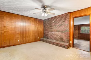 1902 19th Ave NE, Hickory, NC 28601 - Photo 25