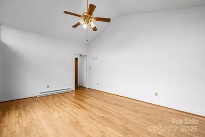 1902 19th Avenue NE, Hickory, NC 28601 - Photo 21