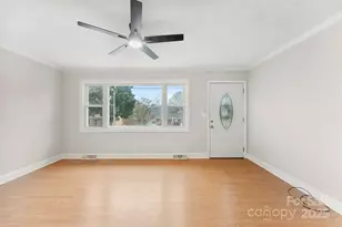 2615 Sherry Ln, Gastonia, NC 28054 - Photo 7