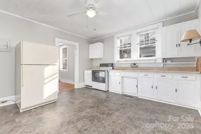 623 N 4th Street N, Albemarle, NC 28001 - Photo 9