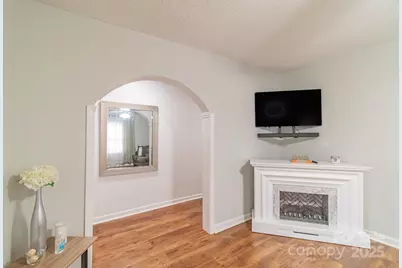 411 Willow Street S, Gastonia, NC 28054 - Photo 7