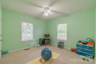 411 Willow Street S, Gastonia, NC 28054 - Photo 21