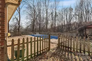 109 Dogwood Ct, Morganton, NC 28655 - Photo 27