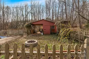 109 Dogwood Ct, Morganton, NC 28655 - Photo 33