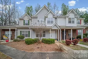 6766 Cypress Tree Ln, Charlotte, NC 28215 - Photo 1