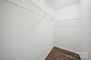 6766 Cypress Tree Ln, Charlotte, NC 28215 - Photo 17