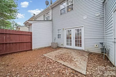 6766 Cypress Tree Lane, Charlotte, NC 28215 - Photo 13