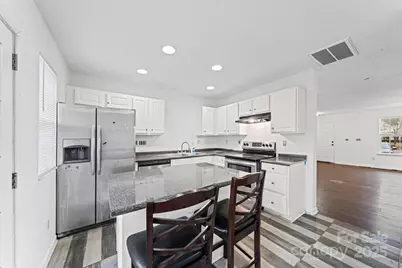 6766 Cypress Tree Lane, Charlotte, NC 28215 - Photo 29