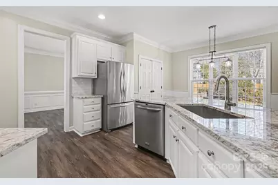 9529 Numenore Drive, Charlotte, NC 28269 - Photo 11