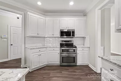 9529 Numenore Drive, Charlotte, NC 28269 - Photo 15