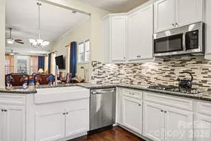 8407 Festival Wy, Charlotte, NC 28215 - Photo 19