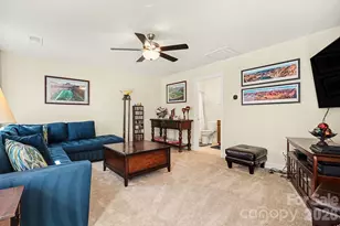 8407 Festival Wy, Charlotte, NC 28215 - Photo 15
