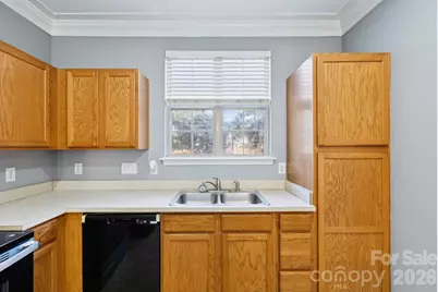 7325 Michaels Landing Drive, Charlotte, NC 28262 - Photo 11