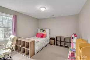 719 Pinewood Dr, Waynesville, NC 28786 - Photo 19