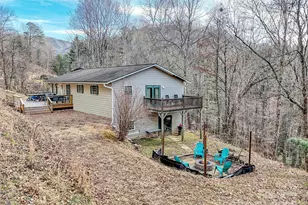 719 Pinewood Dr, Waynesville, NC 28786 - Photo 25