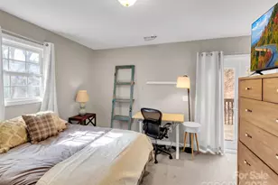 719 Pinewood Dr, Waynesville, NC 28786 - Photo 13