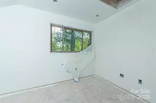 105 Bartram Way, Black Mountain, NC 28711 - Photo 5